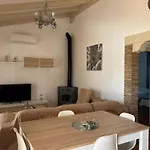 Martina וילה קוניל דה לה פרונטרה